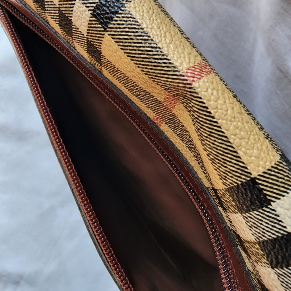 Vintage Burberrys Envelope pouch/clutch/Wristlet - Picture 11 of 16